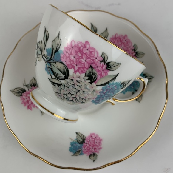 Ridgeway Potteries Royal Vale teacup & saucer - Picture 3 of 9